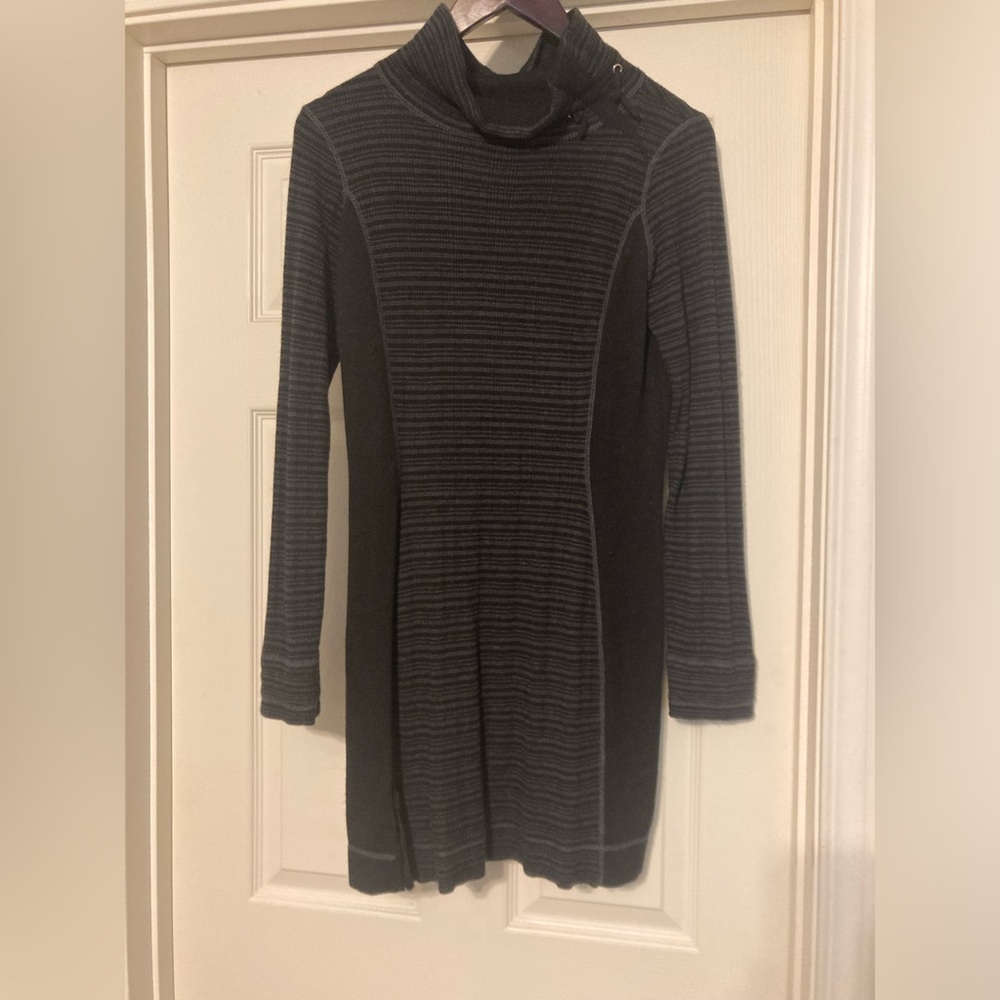 Women’s knit Prana dress